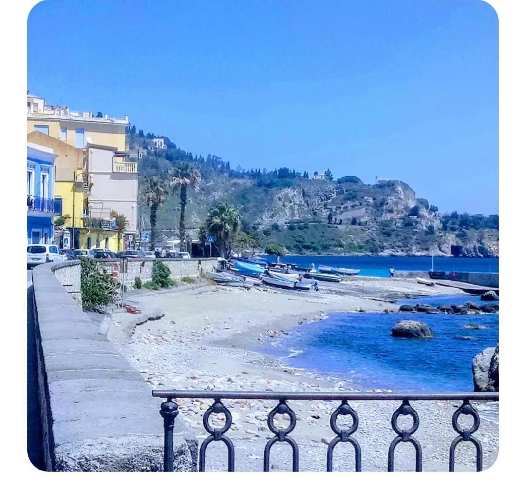 Lucia & Giovanni Giardini Naxos Exteriér fotografie